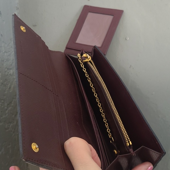 Authentic Prada Wallet - Picture 16 of 16